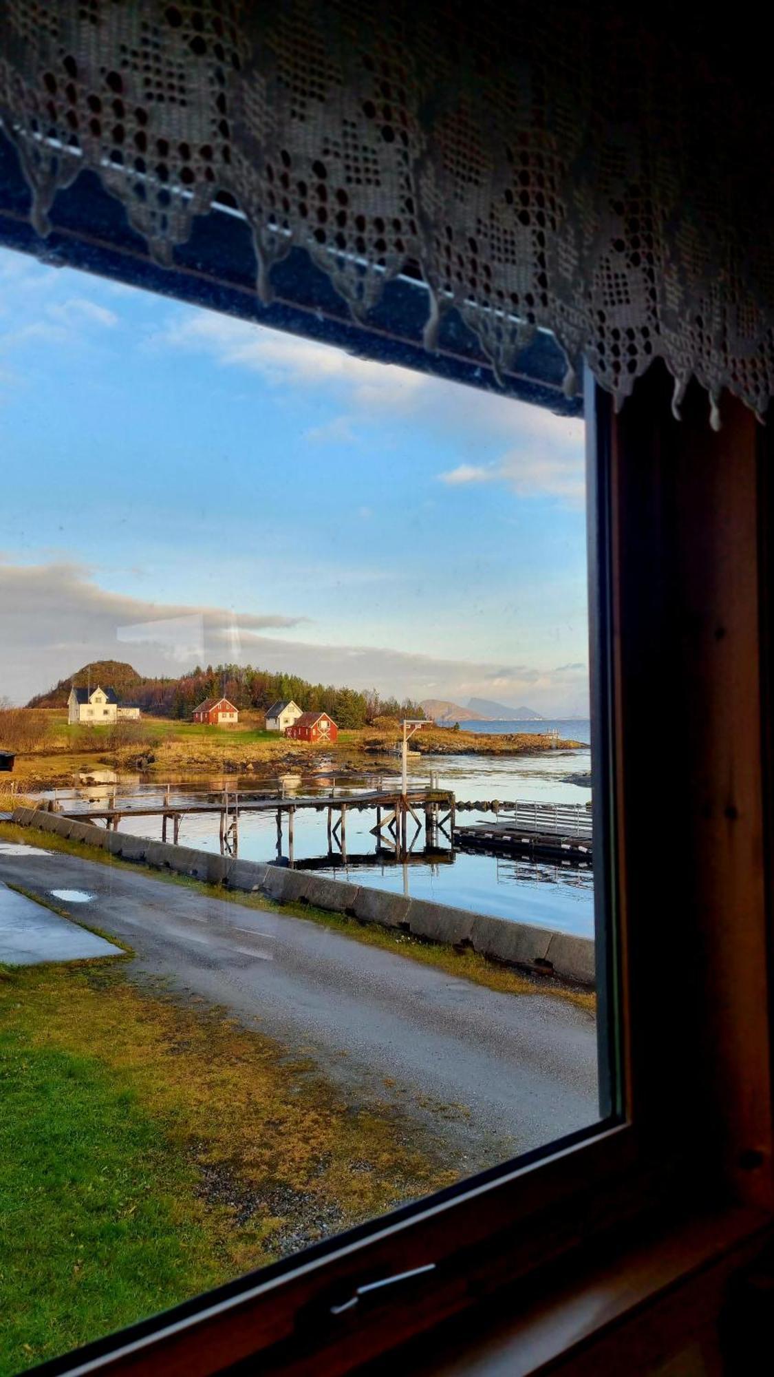 Laukvik Senja 호텔 Botnhamn 외부 사진